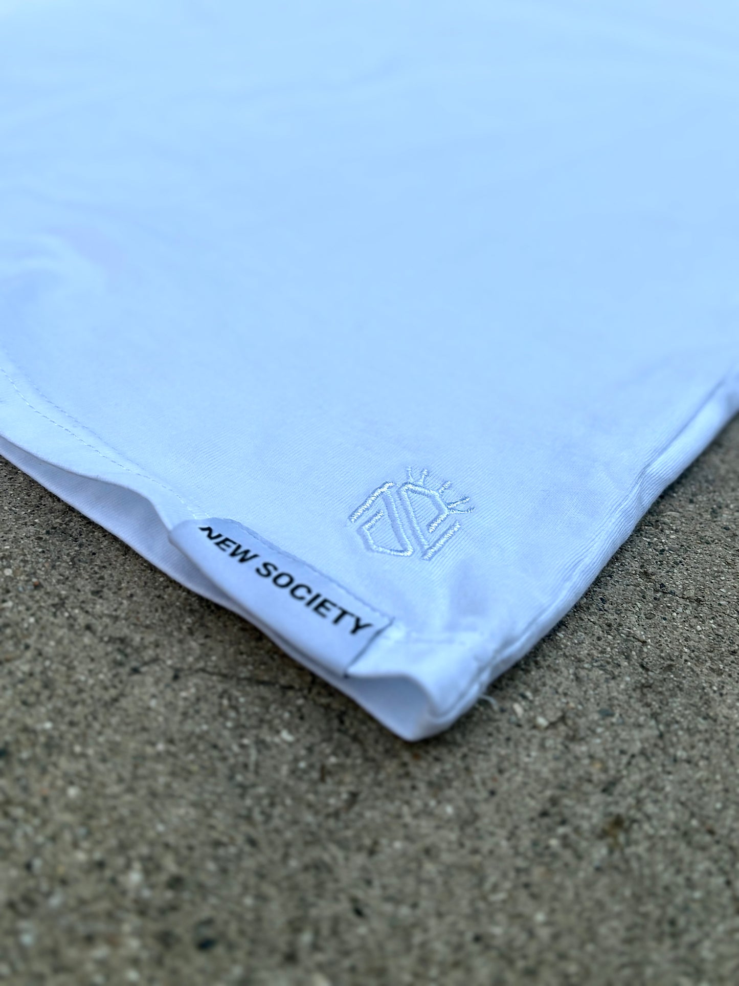 NS01 TEE